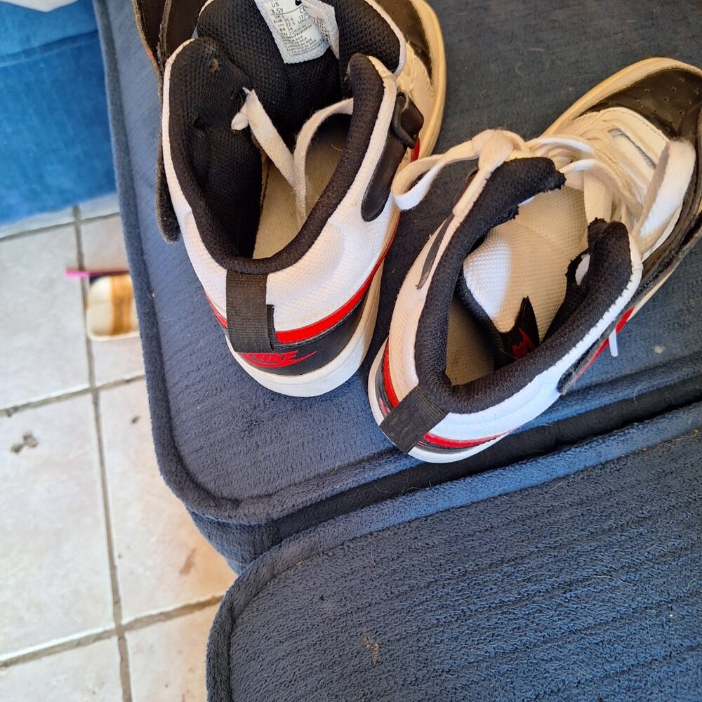 Shoes - Picture 3 of 3